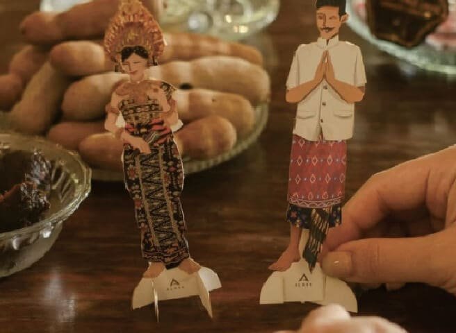 Traditional Balinese Paper Doll Making